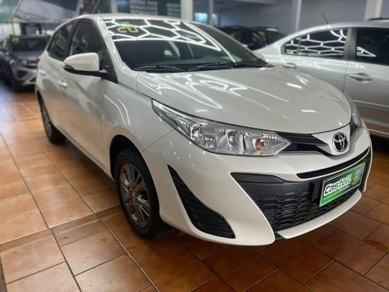 TOYOTA YARIS 1.5 16V FLEX XL PLUS CONNECT MULTIDRIVE TOYOTA YARIS 1.5 16V FLEX XL PLUS CONNECT MULTIDRIVE
